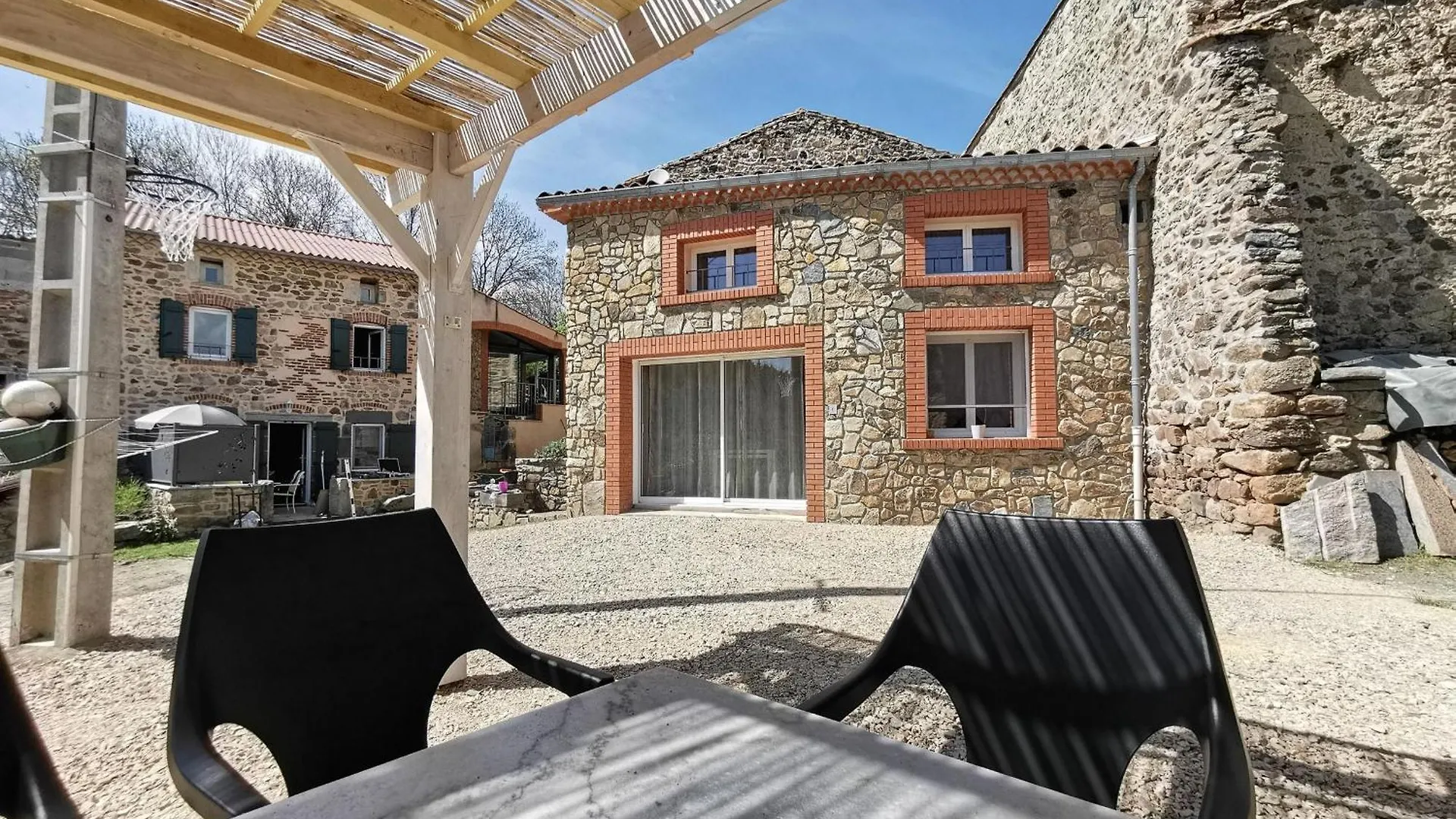 Charmant Gite Renove Avec Sauna En Haute-Loire, Parfait Pour Randonnees Et Repos - Fr-1-582-344 Saint-Just-pres-Brioude